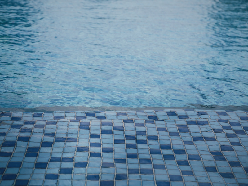 戶外泳池為什么要檢測水質(zhì)氰尿酸含量（泳池氰尿酸標準限值）